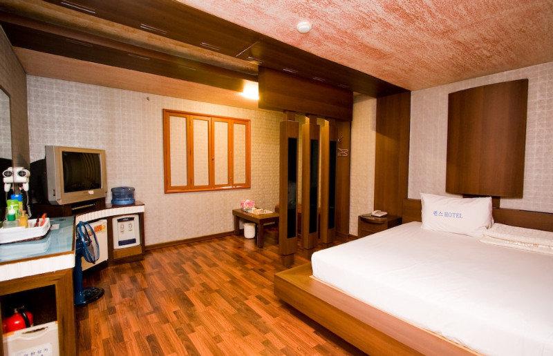 Queens Hotel Seomyeon Busan Buitenkant foto