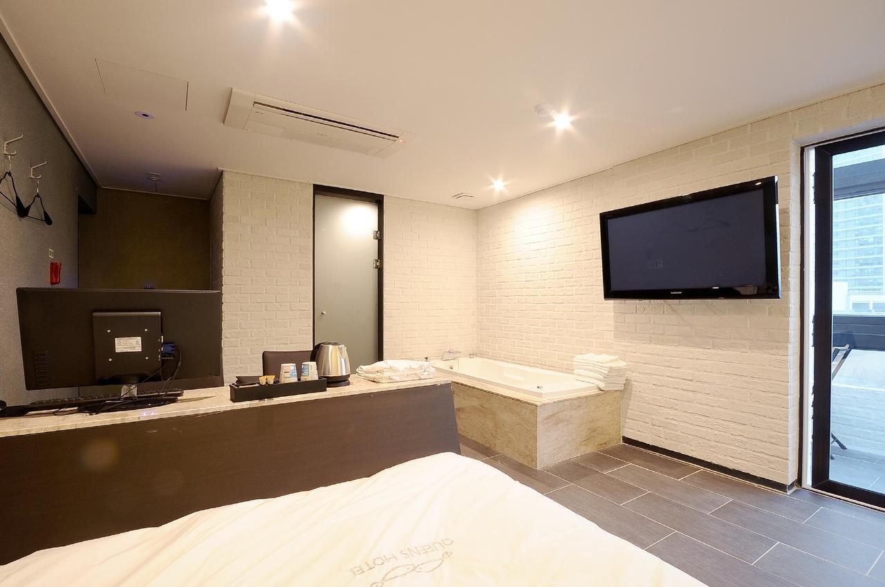 Queens Hotel Seomyeon Busan Buitenkant foto